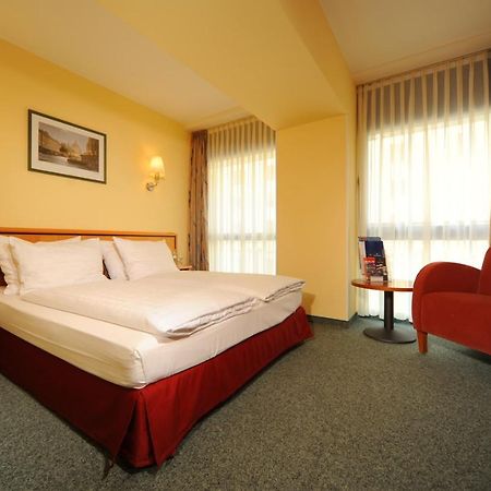 City Hotel Am Gendarmenmarkt Berlin Room photo